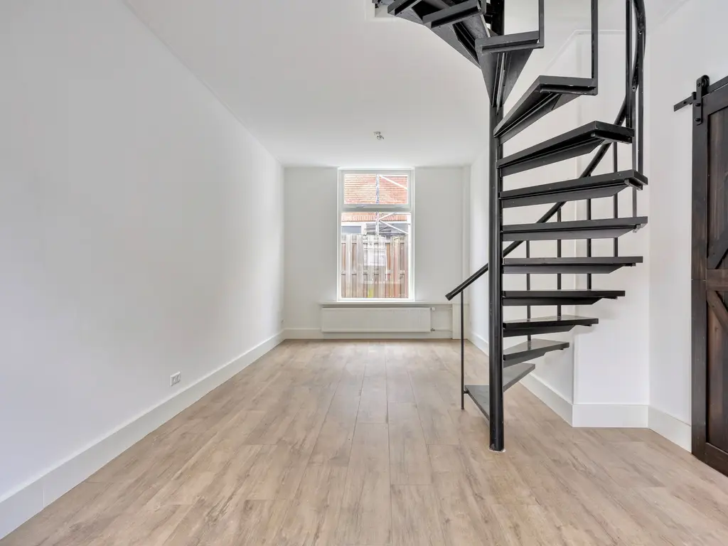 Oranjestraat 8, Leiden