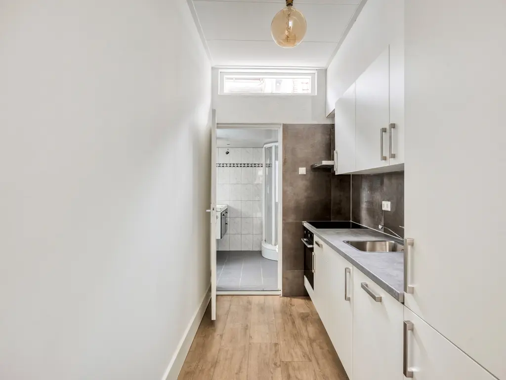 Oranjestraat 8, Leiden