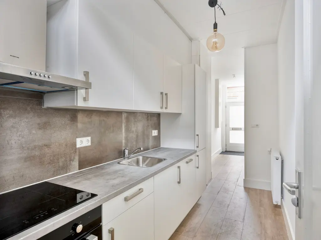 Oranjestraat 8, Leiden