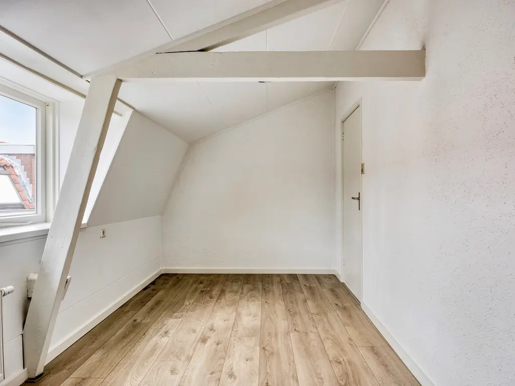 Oranjestraat 8, Leiden