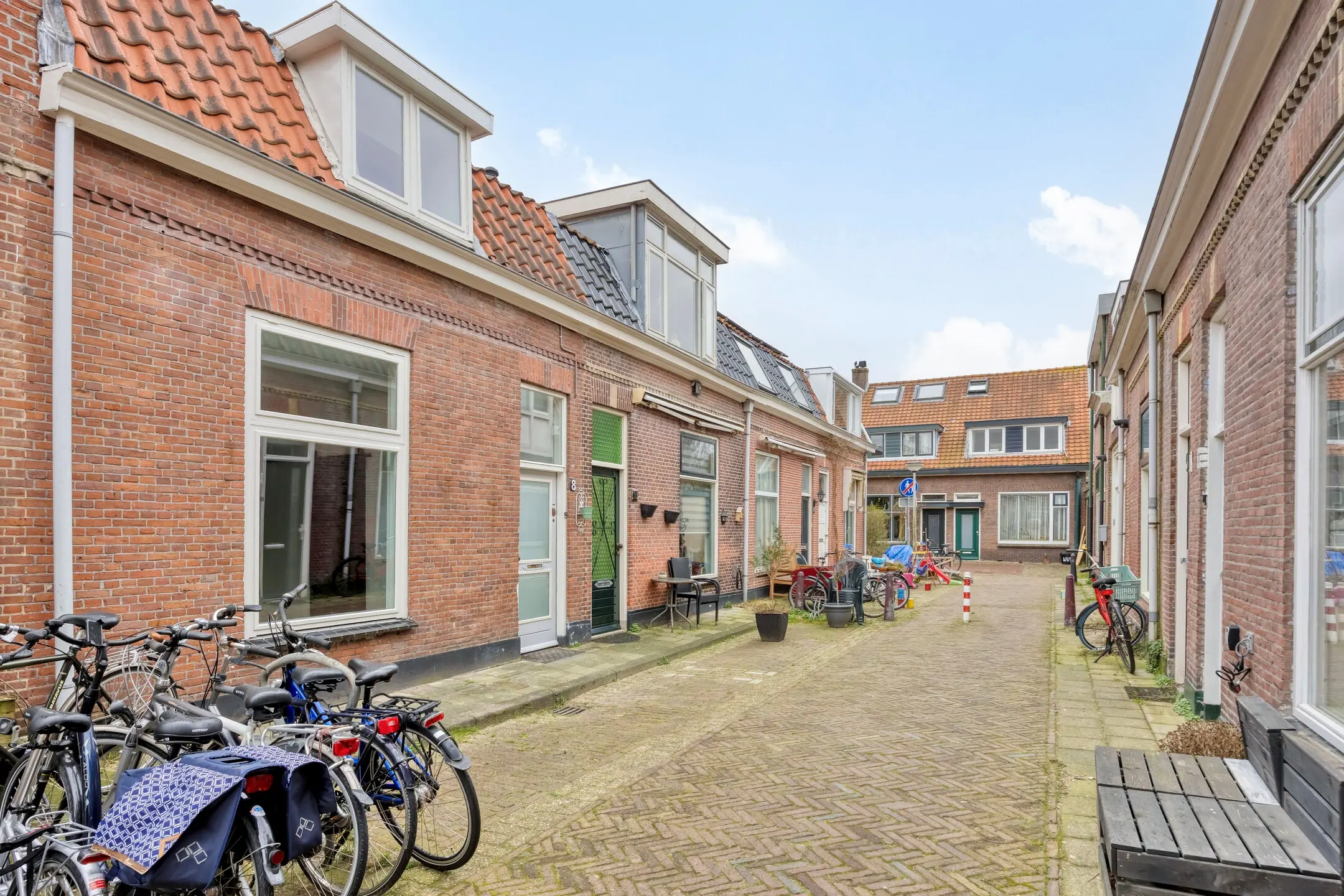 Oranjestraat 8