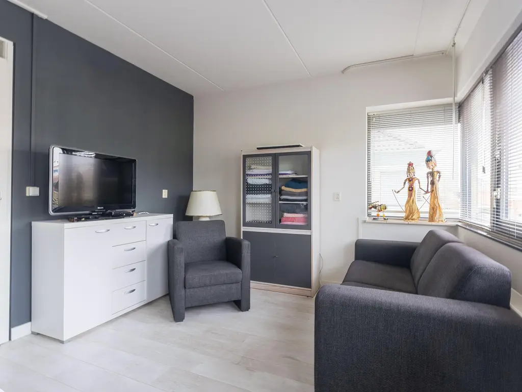 Bertus Aafjeshof 9, HOORN