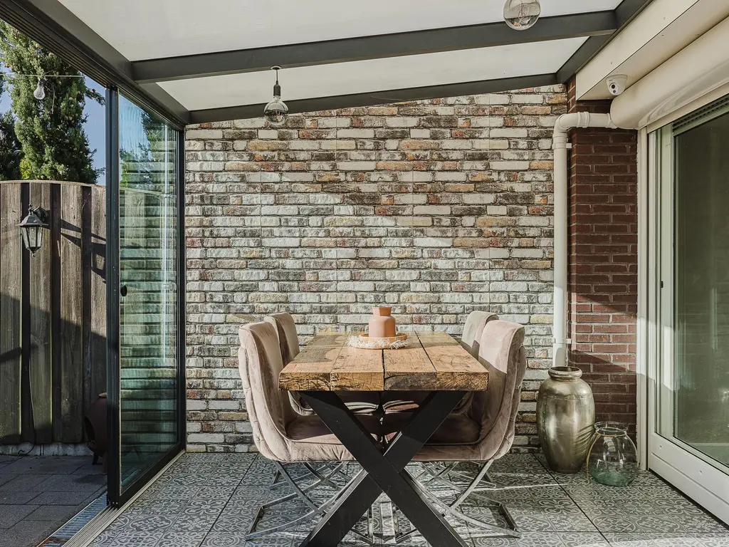 Riethovenerf 30, TILBURG