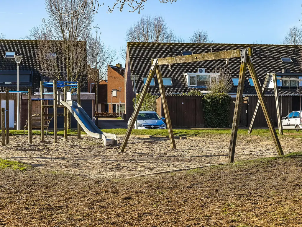 Riethovenerf 30, TILBURG