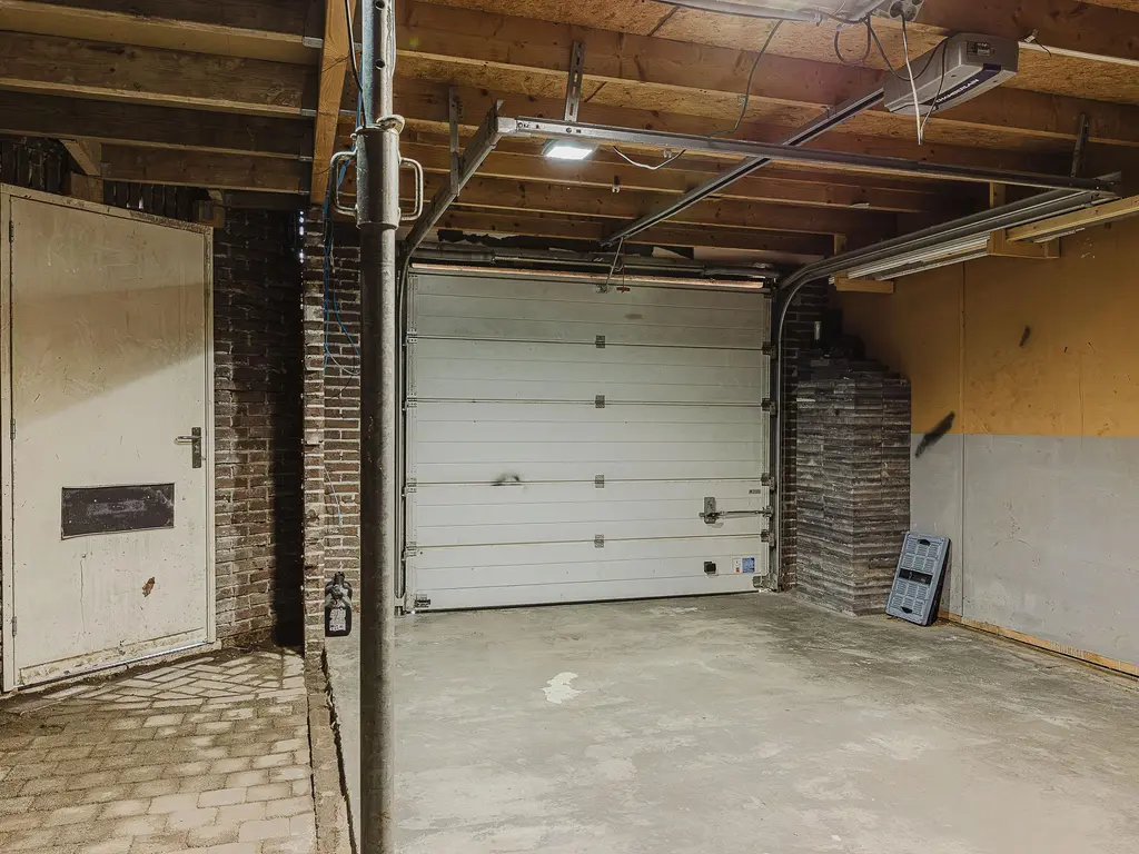 Riethovenerf 30, TILBURG