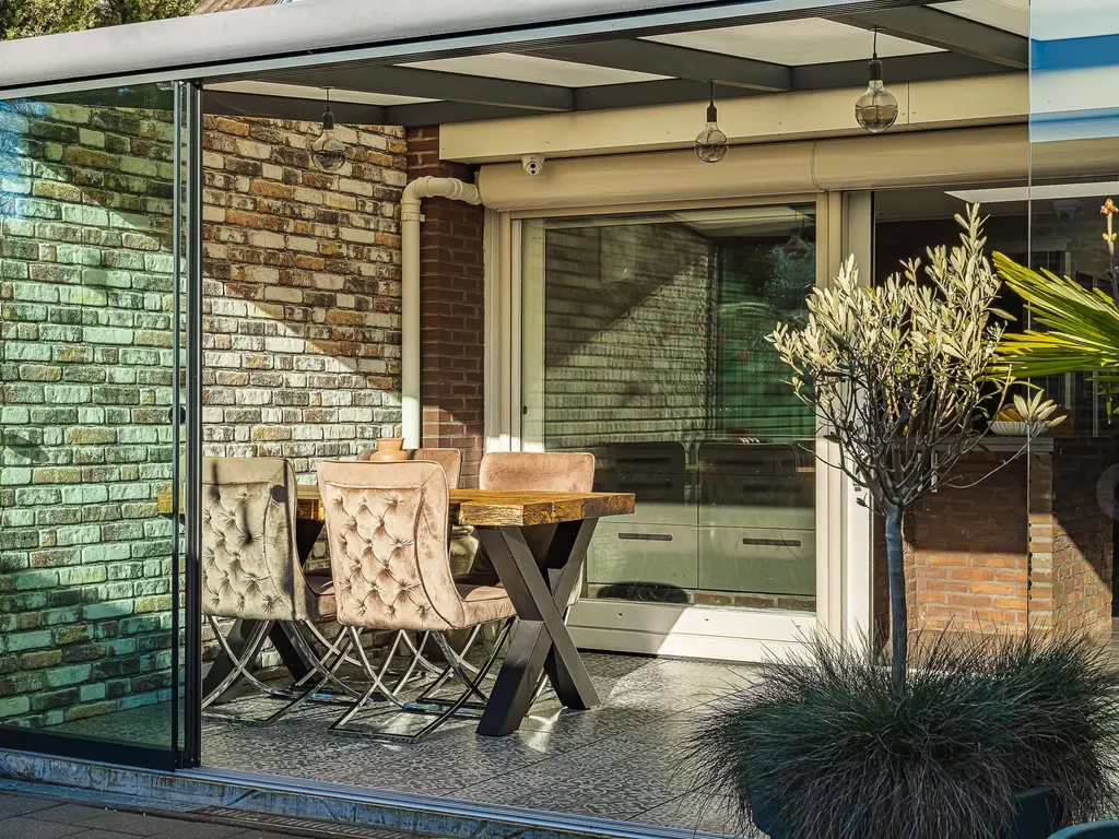 Riethovenerf 30, TILBURG