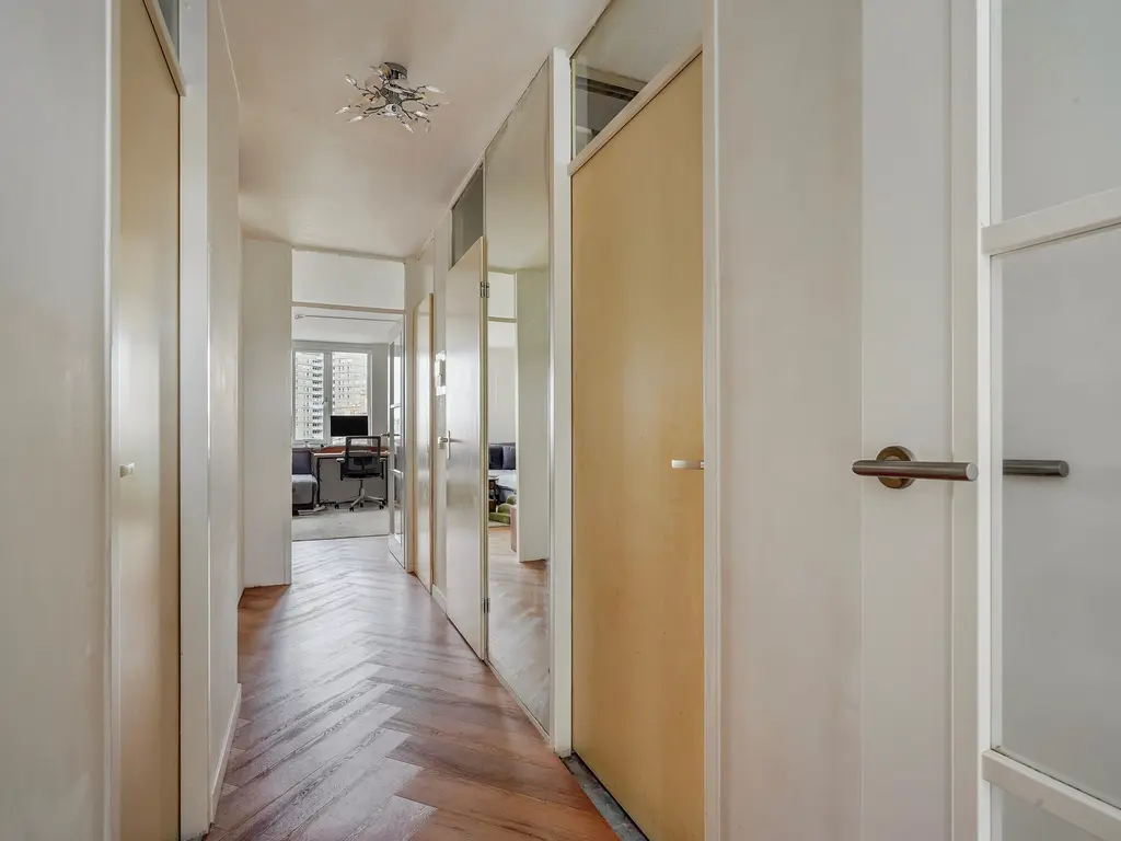 Gevers Deynootweg 1272C, Den Haag