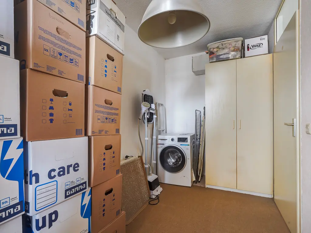 Gevers Deynootweg 1272C, Den Haag