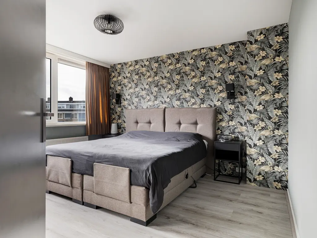 Zwaluwenlaan 52, RHOON