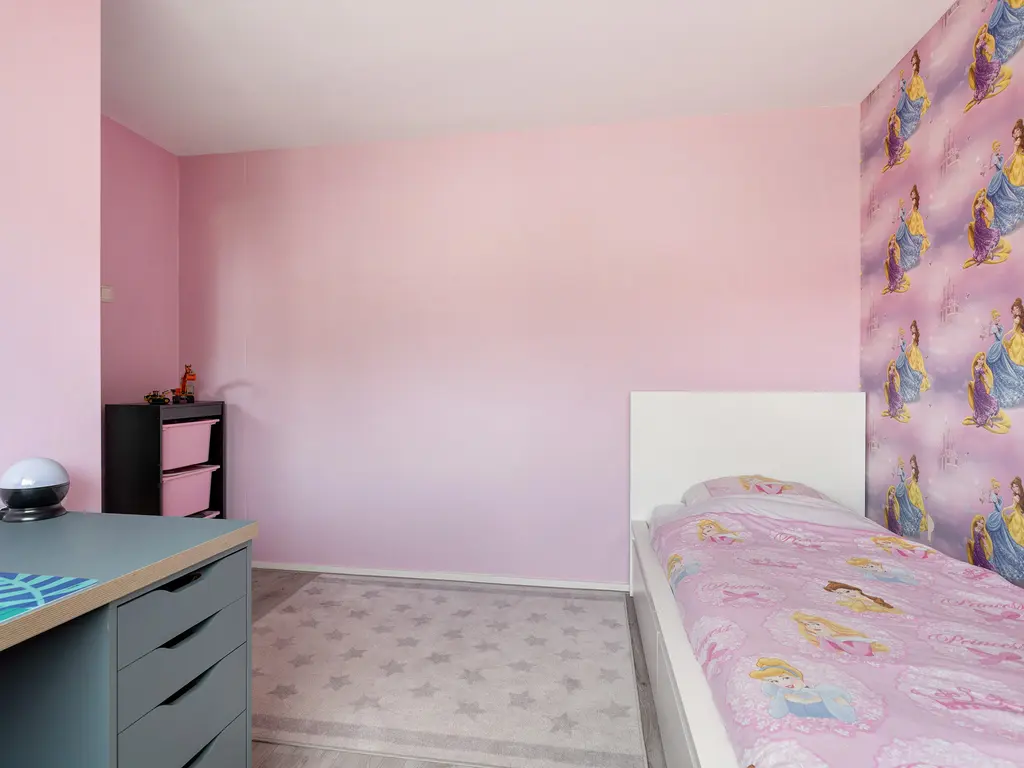 Zwaluwenlaan 52, RHOON