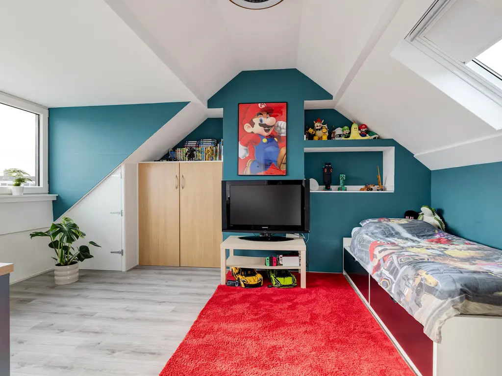 Zwaluwenlaan 52, RHOON