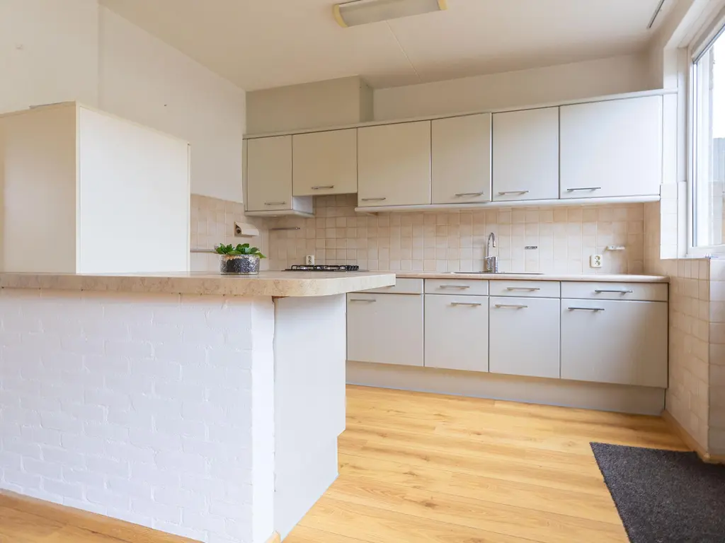 Bessegaard 15, ZWAAG