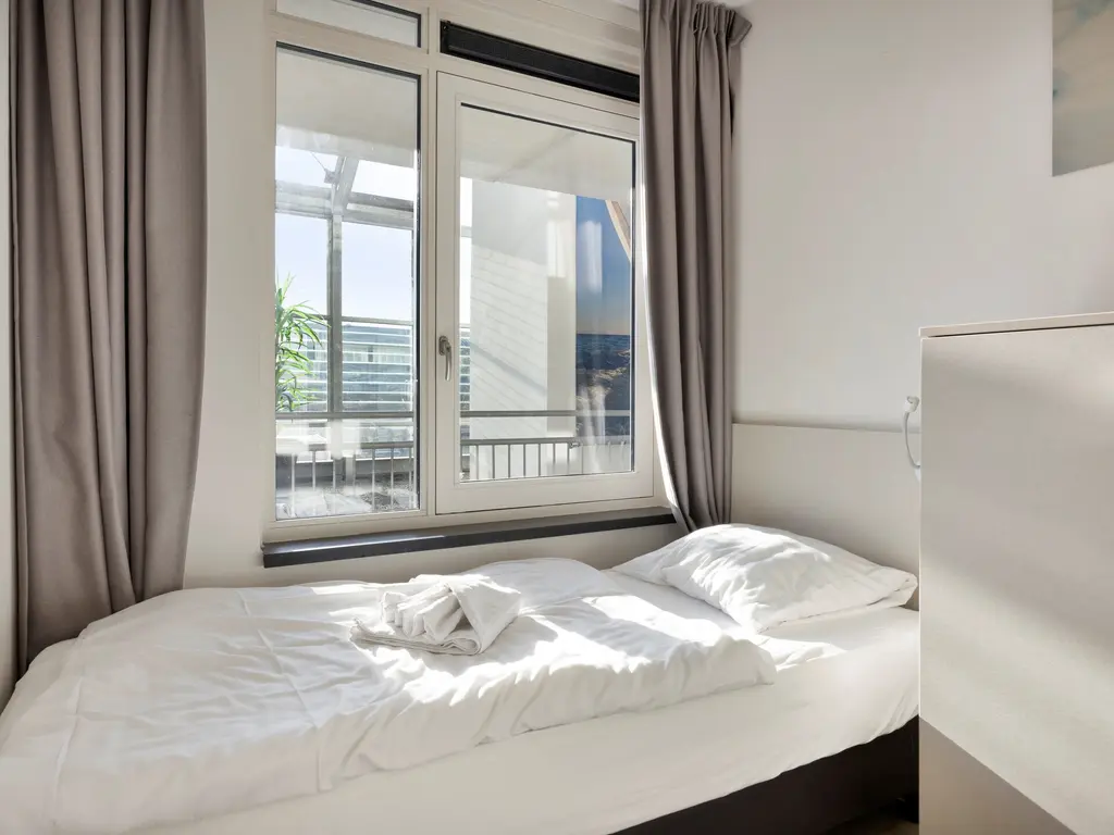 Veerpolder 1 016, Warmond