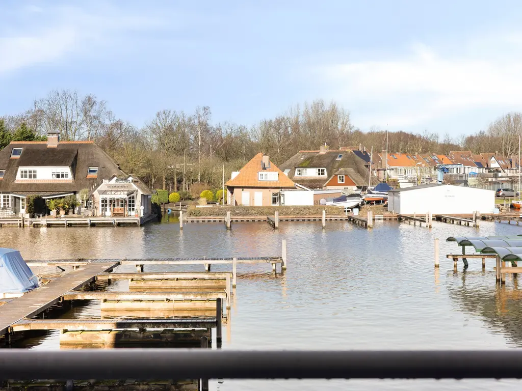 Veerpolder 1 016, Warmond