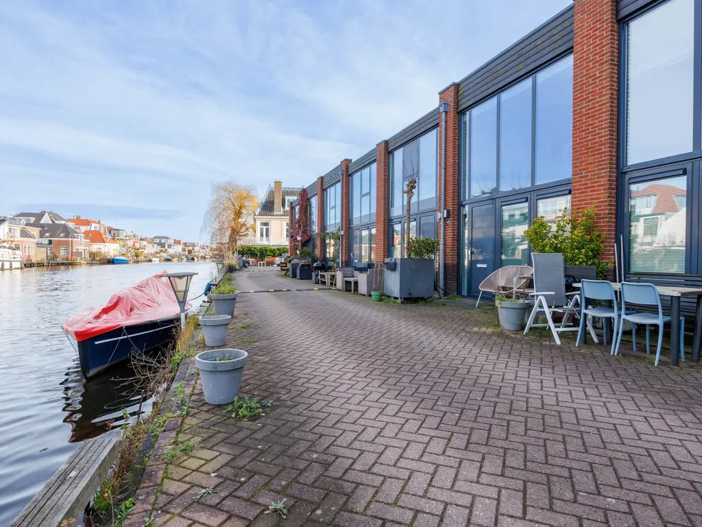 Overrijn 18G, Leiden