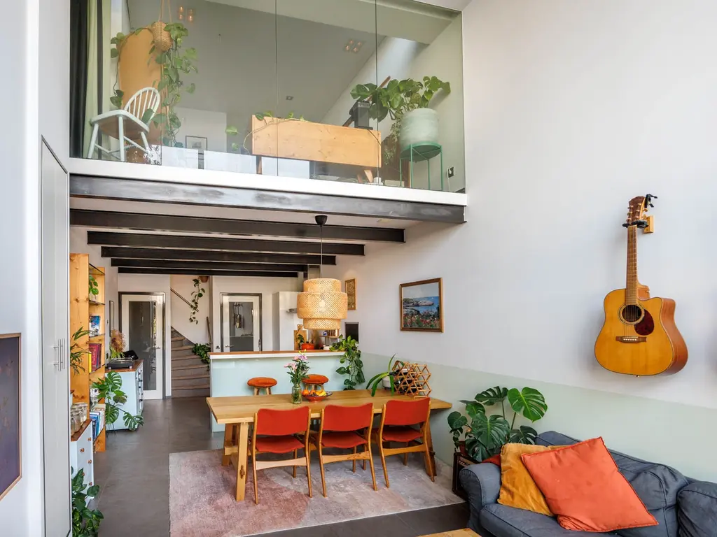 Overrijn 18G, Leiden