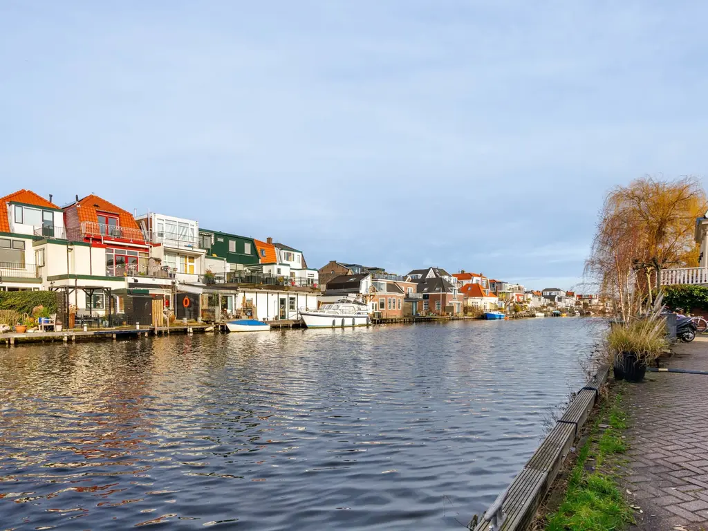 Overrijn 18G, Leiden