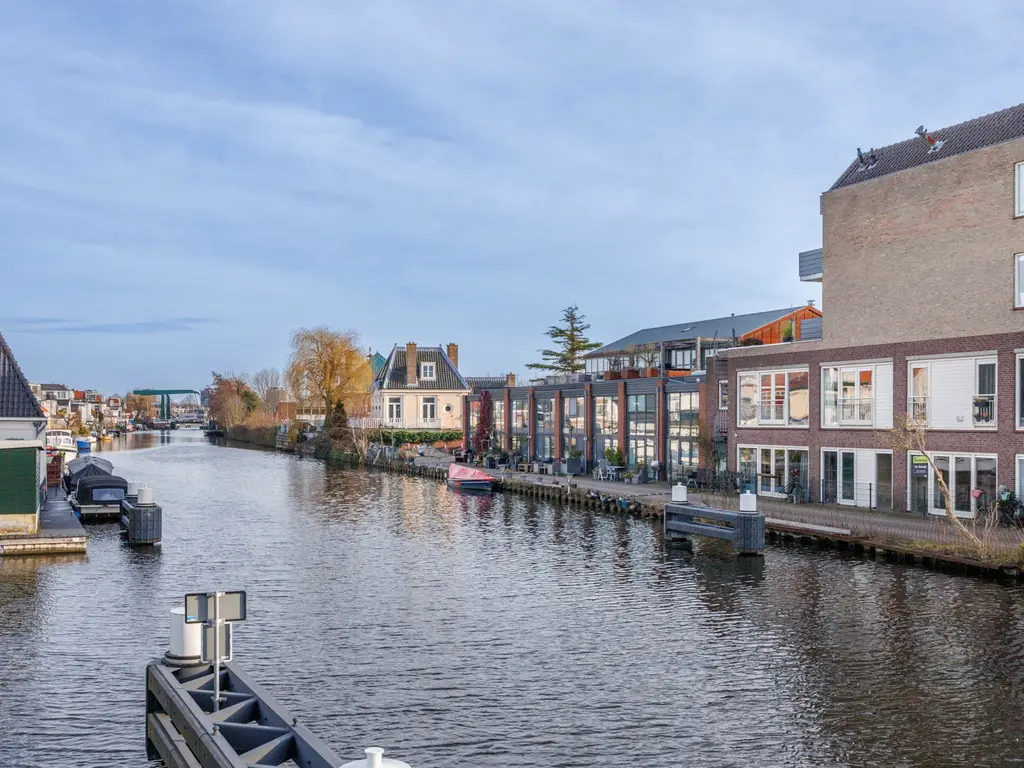 Overrijn 18G, Leiden