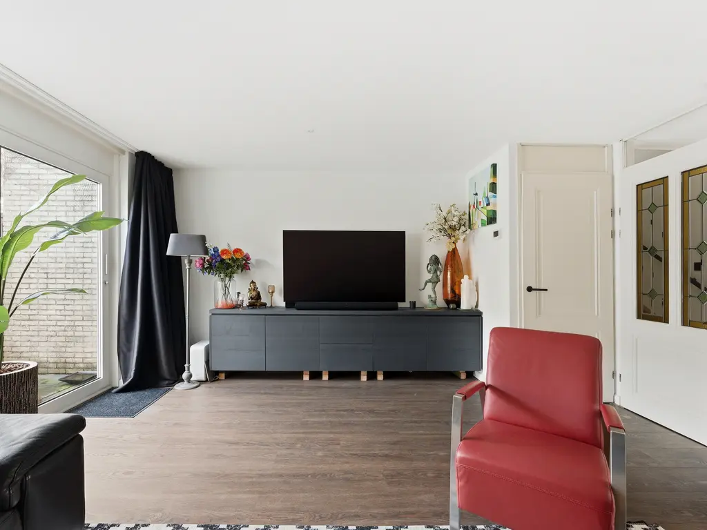 Wolga 131, NIEUWERKERK AAN DEN IJSSEL