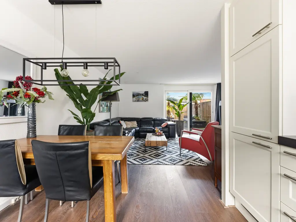 Wolga 131, NIEUWERKERK AAN DEN IJSSEL