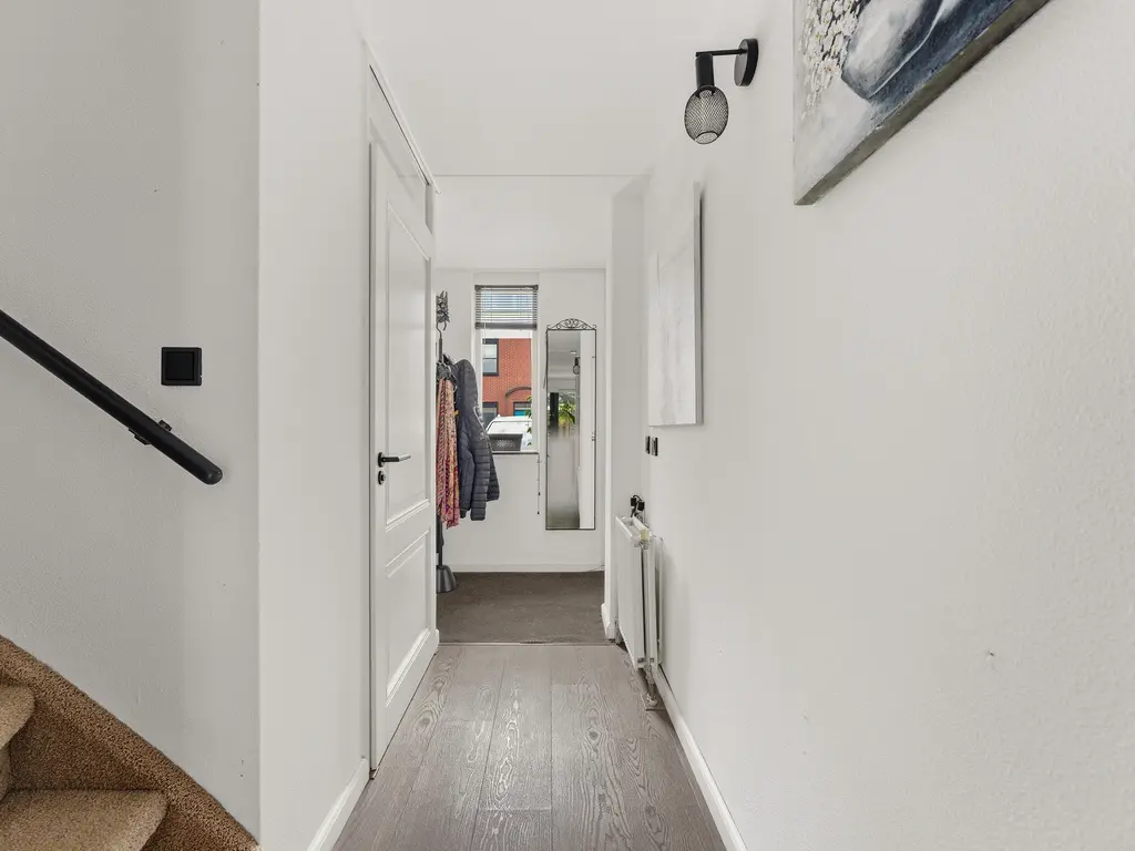 Wolga 131, NIEUWERKERK AAN DEN IJSSEL