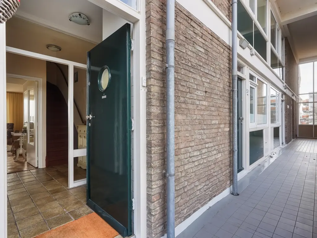 Leyweg 525C, Den Haag