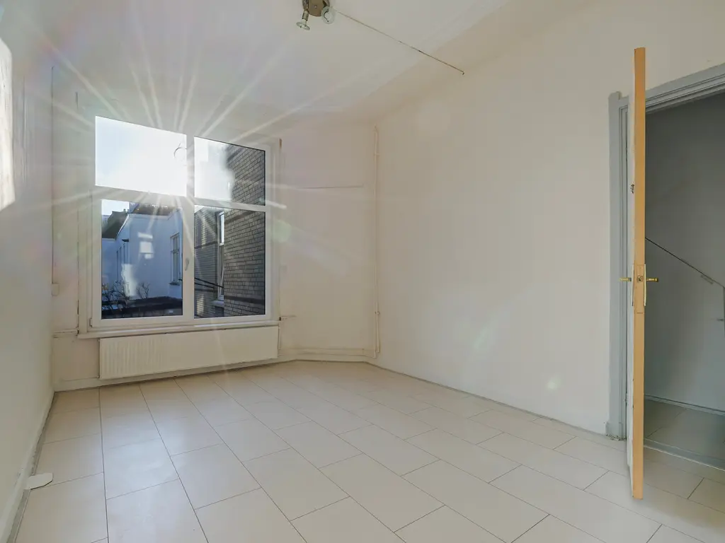 Newtonplein 51A, Den Haag