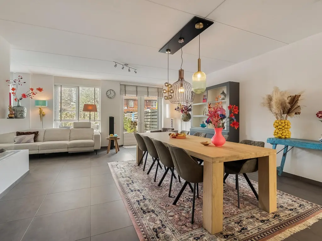 Zilvergloed 13, RHOON