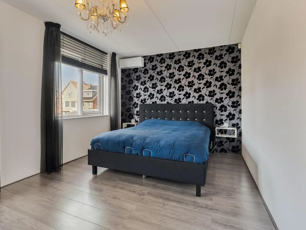 Zilvergloed 13, RHOON