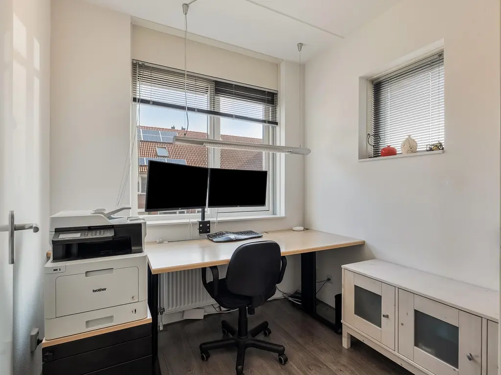 Zilvergloed 13, RHOON