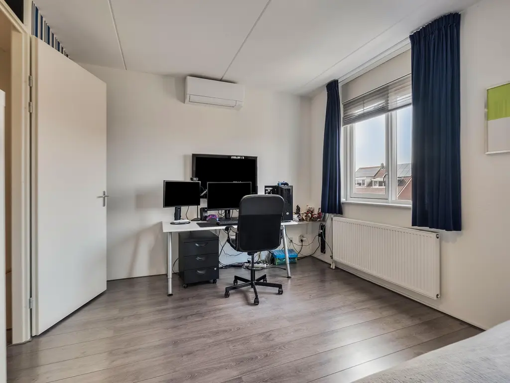 Zilvergloed 13, RHOON