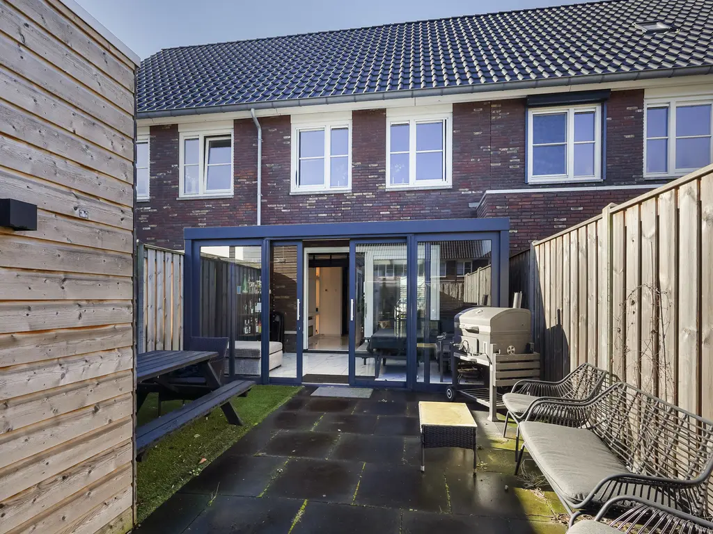 Monacokade 10, DE LIER