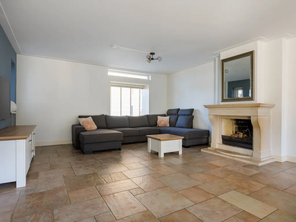 Simon van Ooststroomhof 51, Oegstgeest