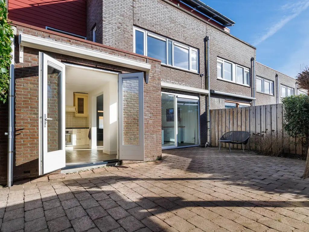 Simon van Ooststroomhof 51, Oegstgeest