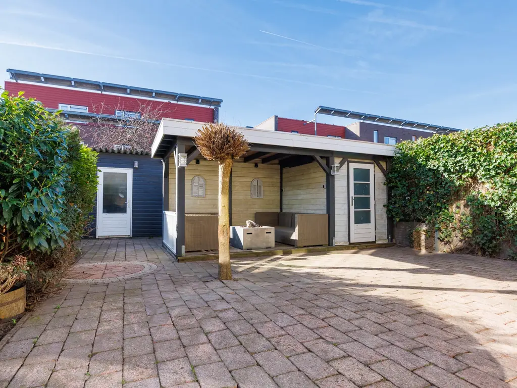 Simon van Ooststroomhof 51, Oegstgeest