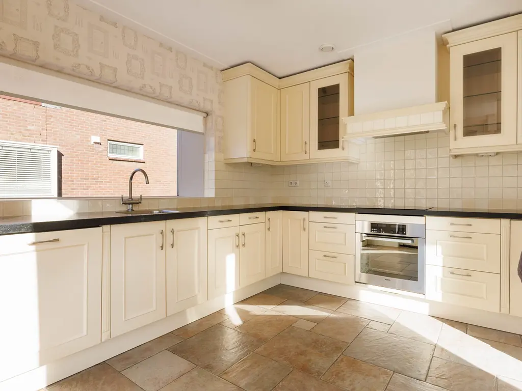 Simon van Ooststroomhof 51, Oegstgeest