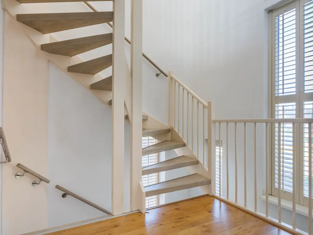 Simon van Ooststroomhof 51, Oegstgeest