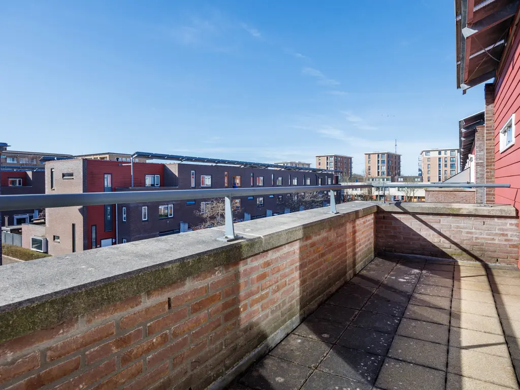 Simon van Ooststroomhof 51, Oegstgeest