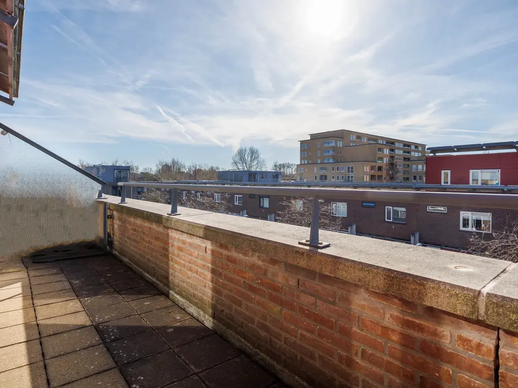 Simon van Ooststroomhof 51, Oegstgeest