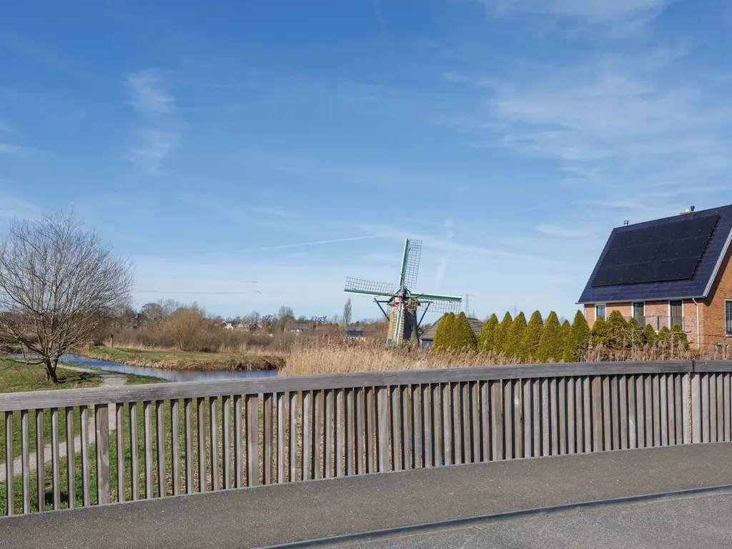 Simon van Ooststroomhof 51, Oegstgeest