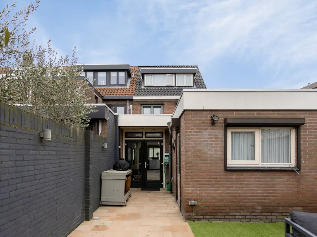 Groenstraat 111, TILBURG