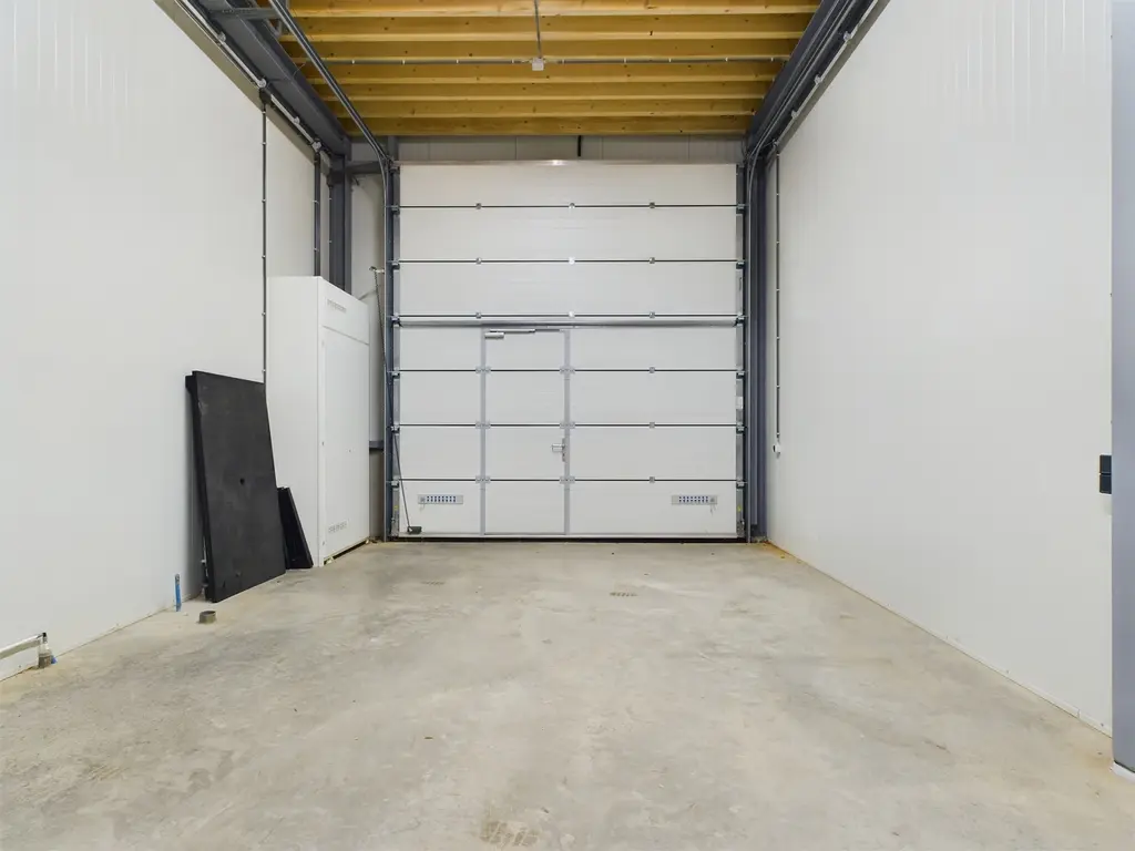 Volta 8 35, Middelharnis