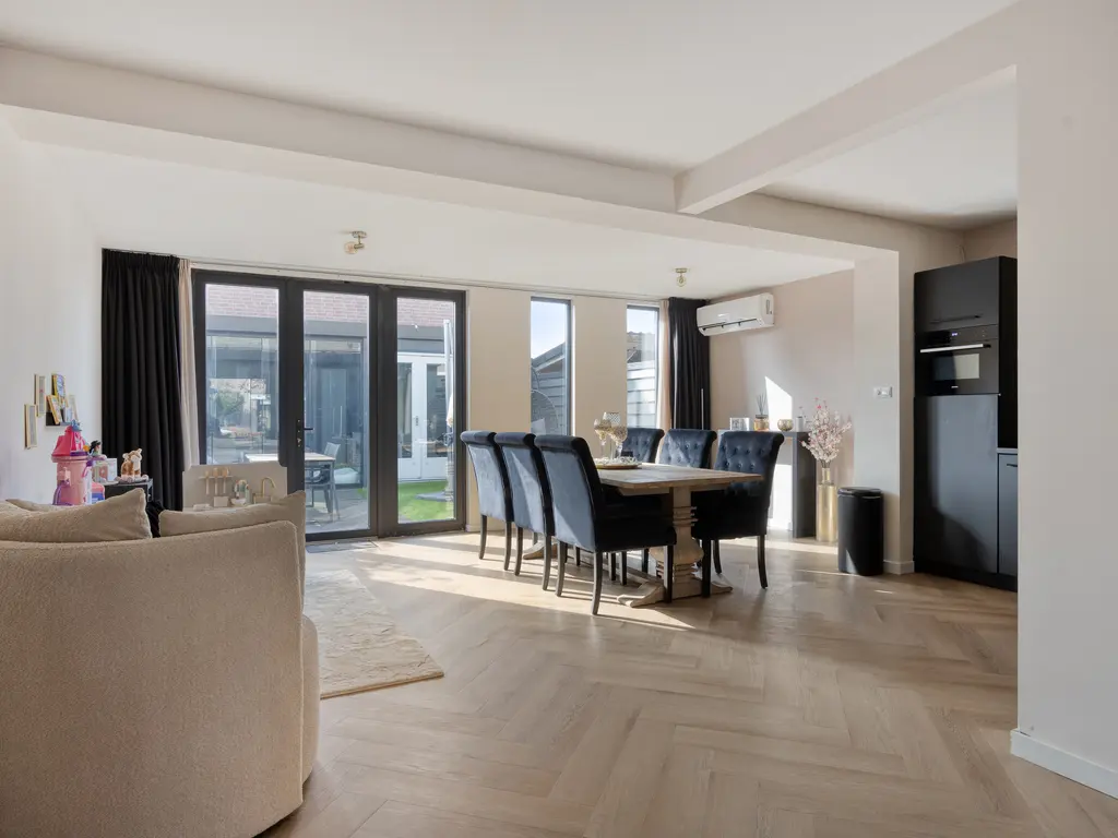 Beatrixstraat 11, SPRANG-CAPELLE