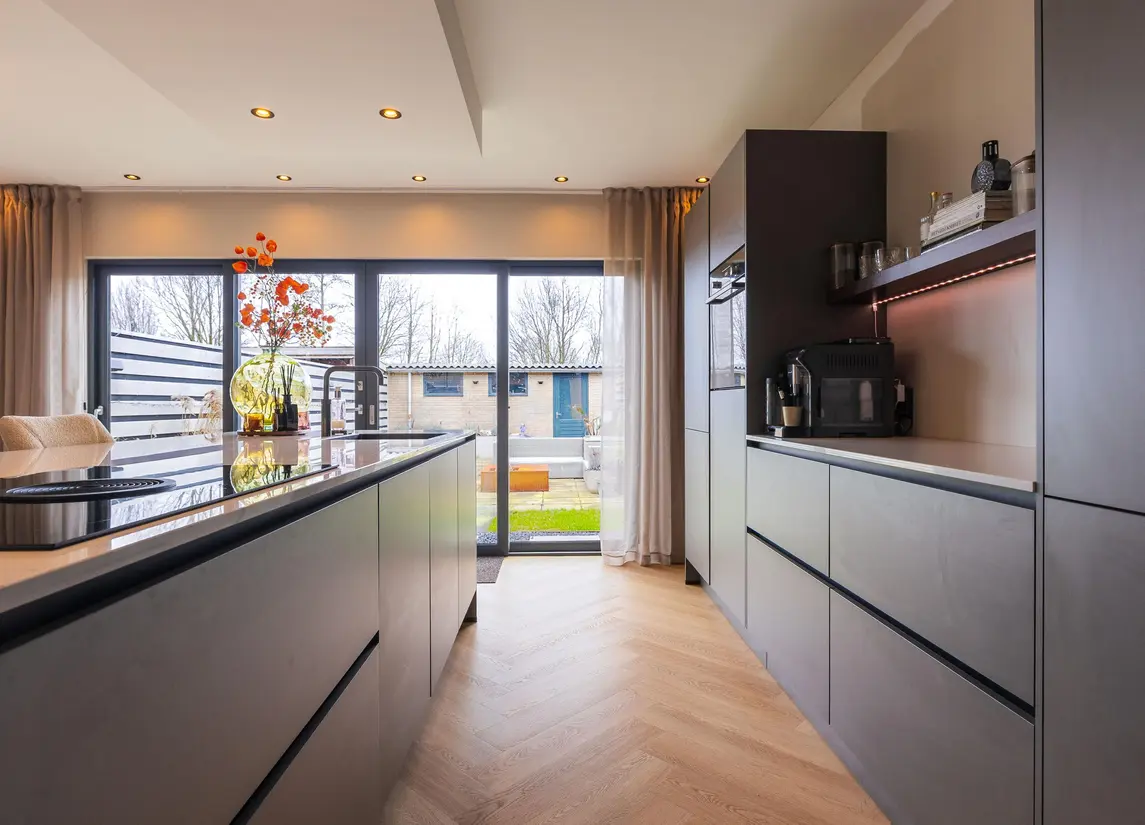 Burgemeester Elmersstraat 36