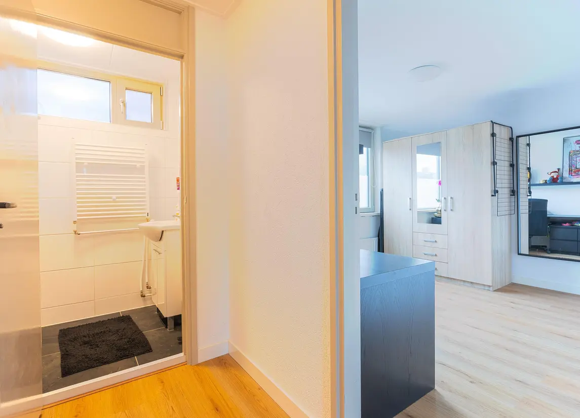 Burgemeester Elmersstraat 36