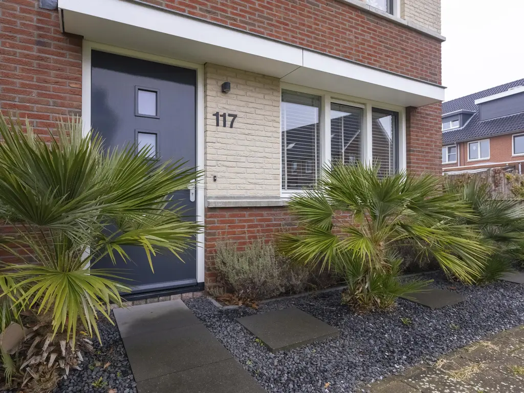 Lage Hoek 117, ZWAAG