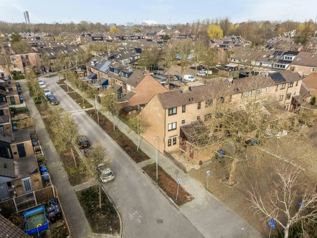 Lijster 1, HOOGVLIET ROTTERDAM