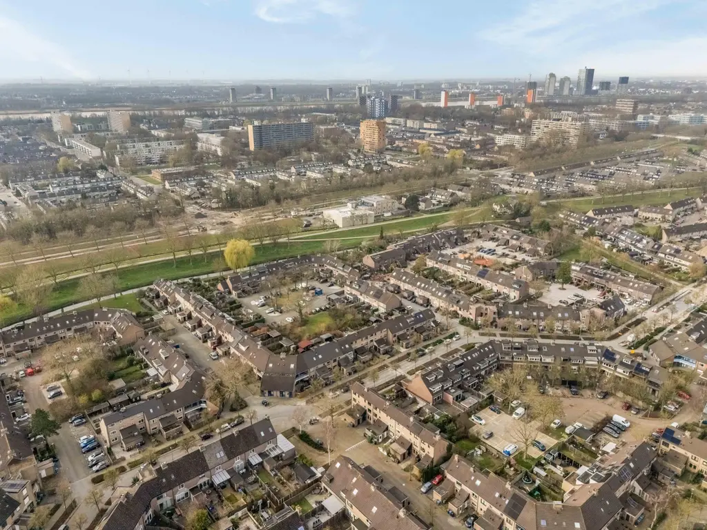 Lijster 1, HOOGVLIET ROTTERDAM