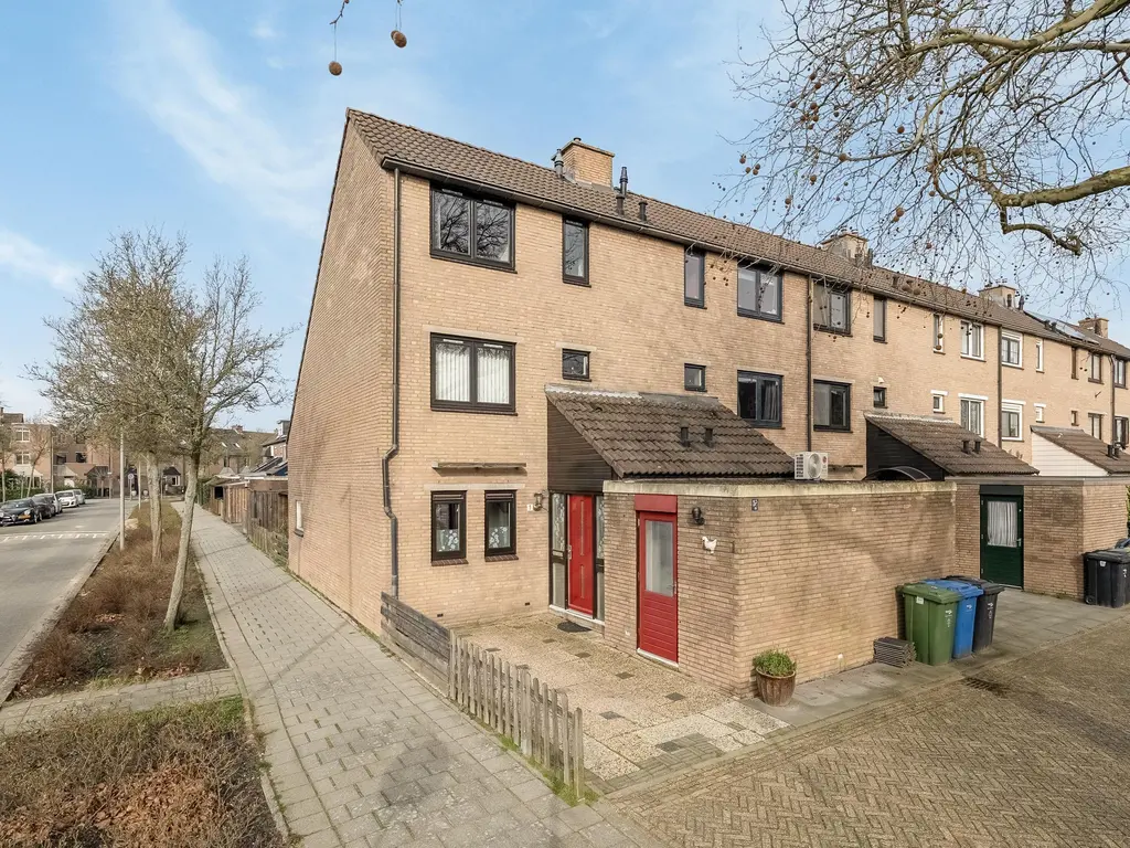 Lijster 1, HOOGVLIET ROTTERDAM