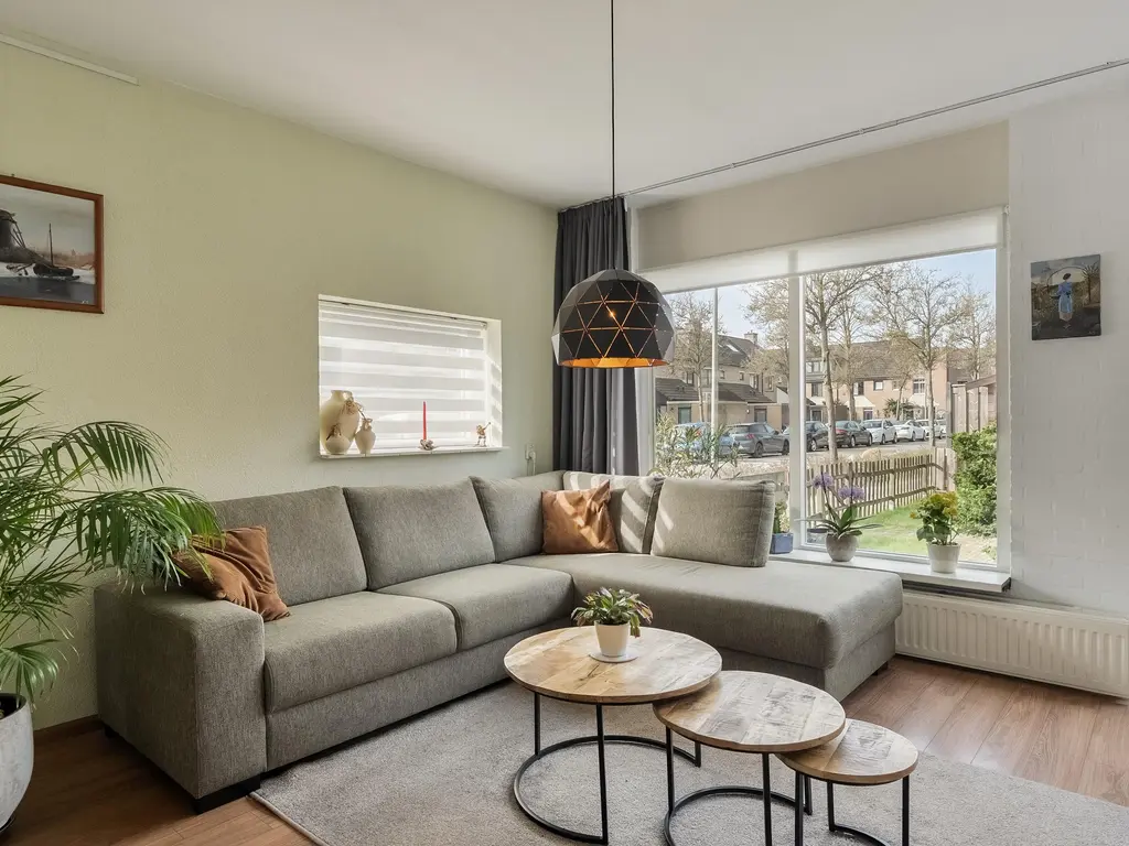 Lijster 1, HOOGVLIET ROTTERDAM